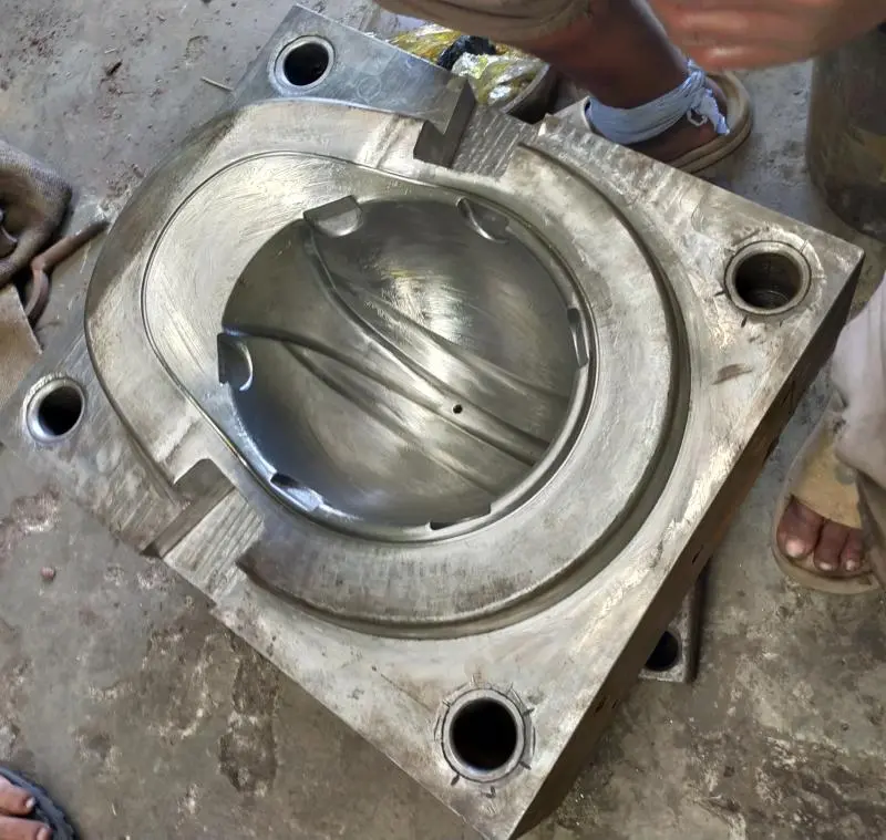 Safety Helmet Mold Manufacturing Process
